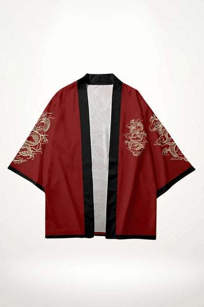 Blazer kimono homme en satin rouge avec motifs dorés et finitions noires, style minimaliste élégant