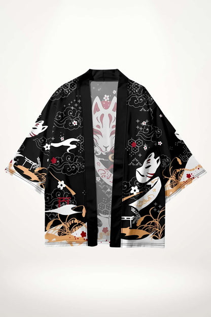 Chemise kimono noire ornée de motifs de renard, fleurs et nuages, offrant un style japonais moderne et élégant