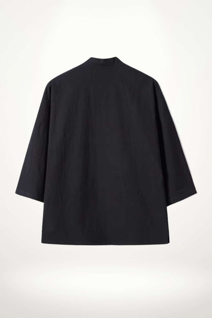 Kimono japonais pour homme, de couleur noire, avec des manches larges et une coupe traditionnelle
