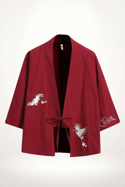 Blazer kimono homme en tissu rouge avec broderies de grues et motifs nuage en blanc
