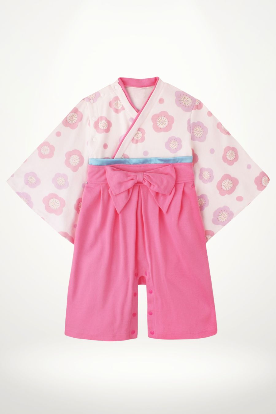 Kimono pour bébé en rose avec motifs floraux, manches larges et ceinture en satin bleu