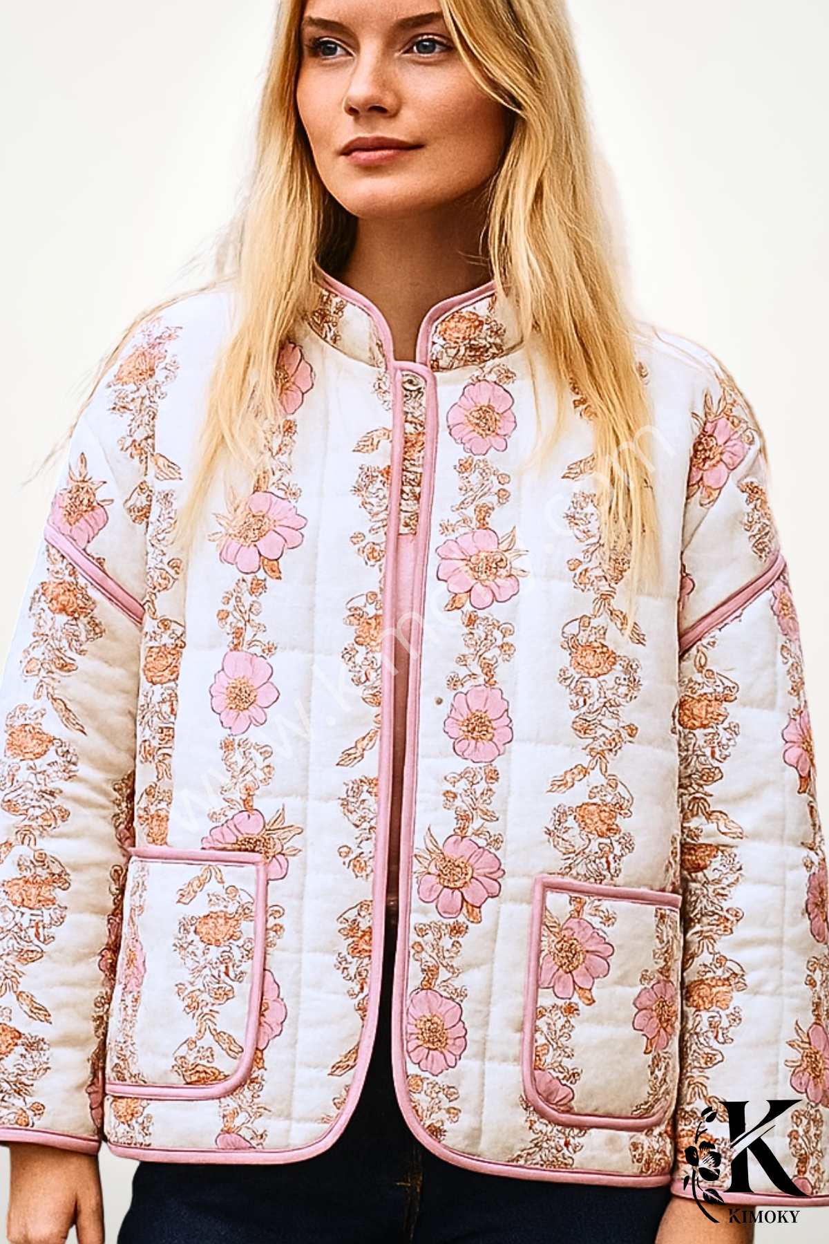 Veste matelassée fleurie Kimoky en coton, imprimé rose vintage et liseré rose pâle