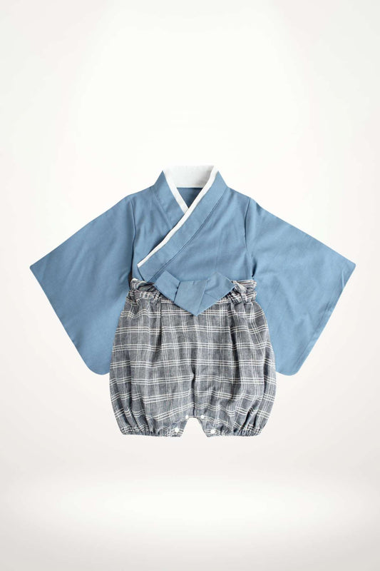 kimono bébé bleu clair et pantalon à carreaux avec ceinture obi