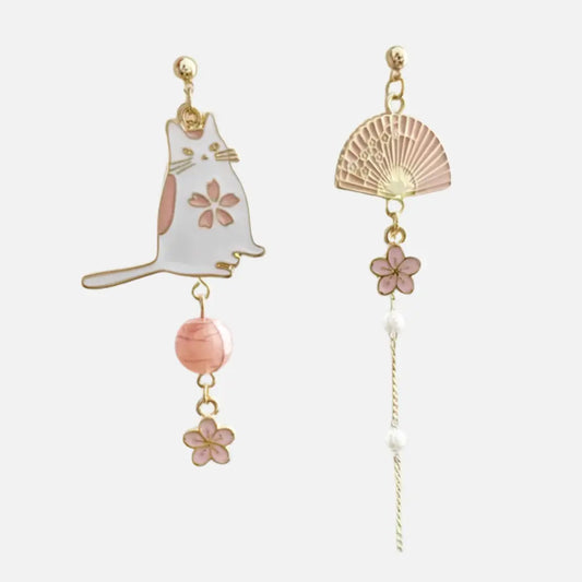 Fächer-Ohrringe Rosa Katze | Perlen & Japanischer Stil