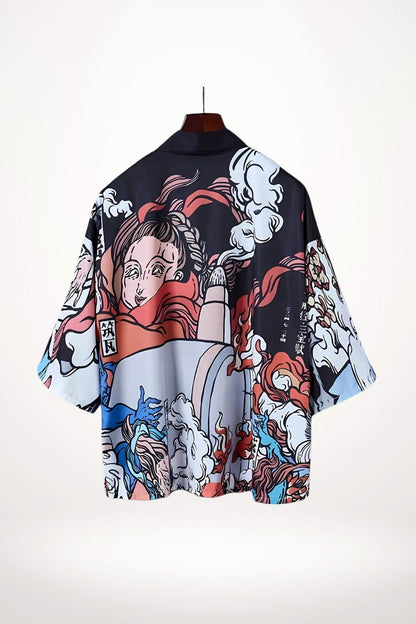 Cardigan kimono femme avec motifs colorés, noir et bleu, représentant des personnages et des vagues stylisées
