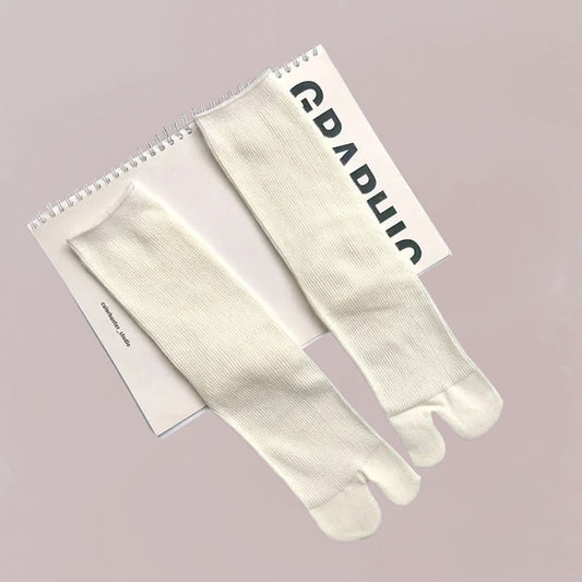 
chaussettes tabi blanc cassé coton unisexe style japonais pour kimono
