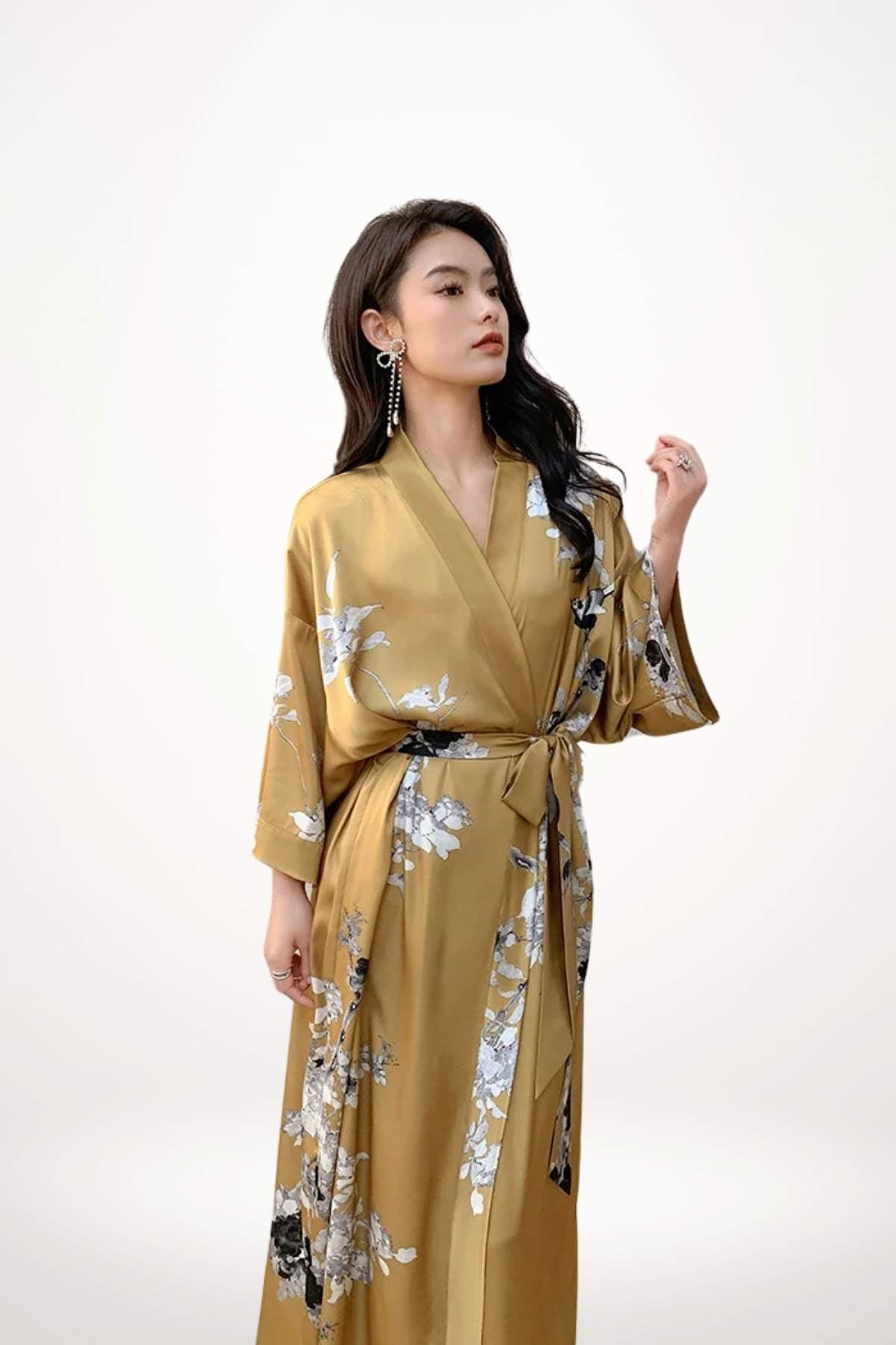 kimono luxe femme satin jaune moutarde motif floral gris oiseau poétique taille unique
