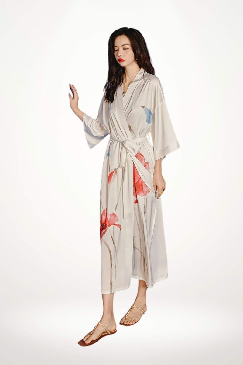 kimono luxe femme satin blanc motif floral rouge bleu style épuré raffiné taille unique
