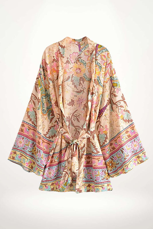kimono femme été en coton beige motifs floraux rose pastel et bordures bohèmes, style bohème chic et romantique