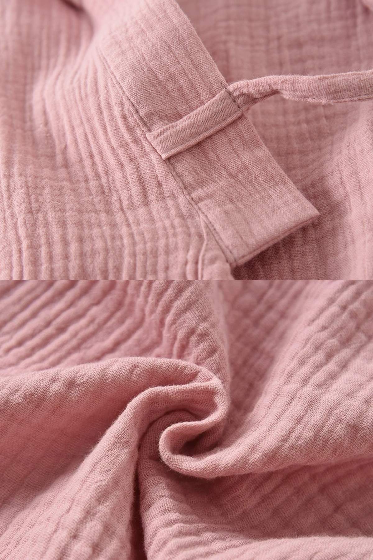 Tissu en gaze de coton rose, avec des motifs texturés et des plis, offrant une sensation douce et légère