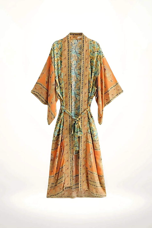 Kimono mi-long femme orange fleuri style bohème léger avec ceinture et manches larges pour look chic d’été
