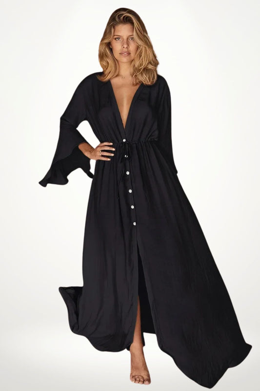 Kimono plage noir long pour femme avec boutons et manches amples, silhouette fluide et élégante d'été.