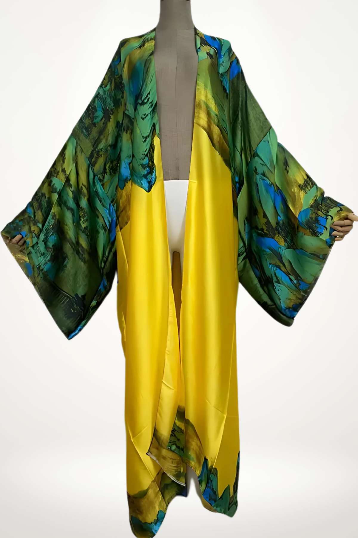 Kimono long femme jaune vert et bleu en satin fluide – cardigan kimono coloré et artistique pour style japonais moderne et estival

