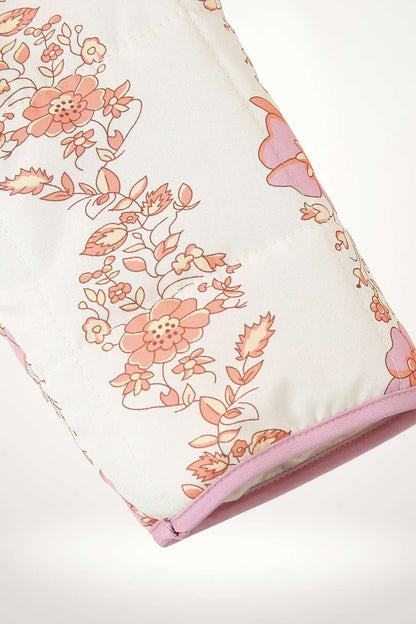 veste kimono femme matelassée blanc ivoire à motif floral rose et corail avec finitions roses contrastées sur les manches basses